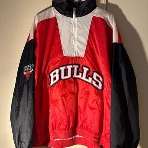 Vintage Chicago BULLS windbreaker
